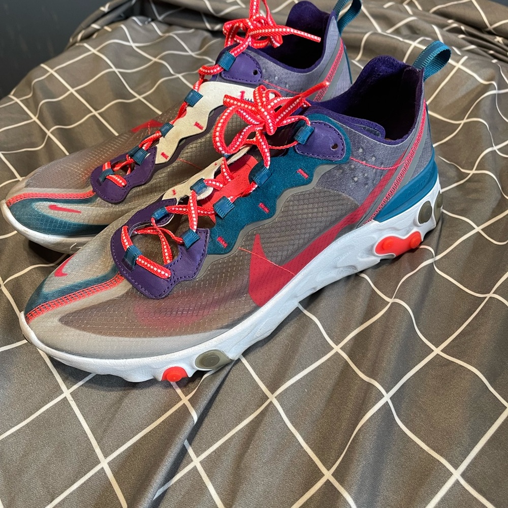 Nike React Element 87 Red Orbit - Picture 3 of 6